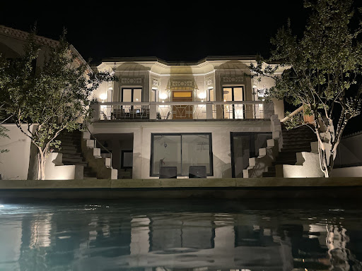 Photo de LA DEMEURE 5* Spa Saint Quenin - 450 m² - 30 pers - Piscine-Jacuzzi à Vaison-la-Romaine (84110)