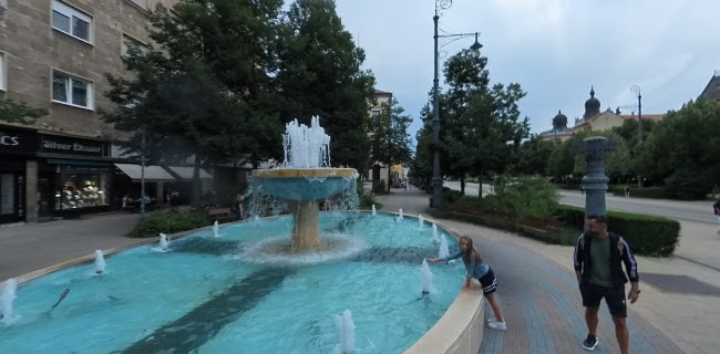 Szökőkút