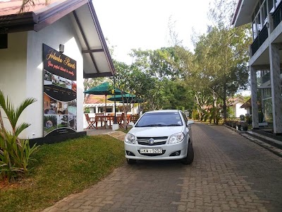 Photos of Chauffeur Sri Lanka by dohansa lanka tours