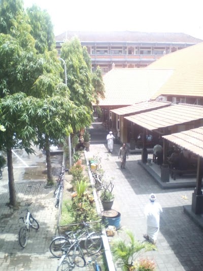 Photos of Universitas Mahasaraswati