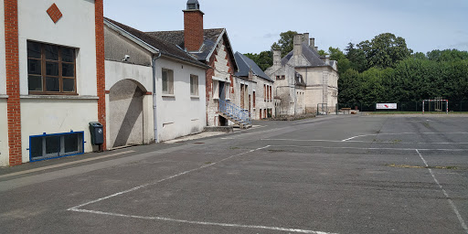 Clairefontaine Catholic Middle School