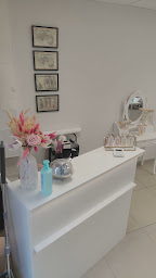 Photo n°2 de Lady'Nail by Kris à Luc-sur-Orbieu (Salon de manucure)