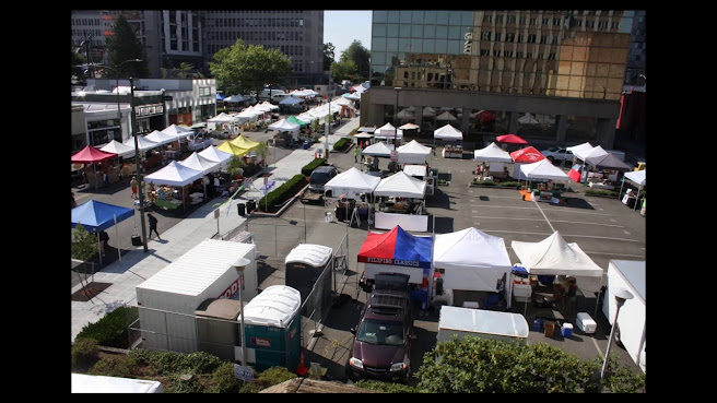 The Everett Farmers Market by null