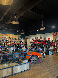 Photo n°2 de Spirit Legend Clermont-Ferrand à Aubière (Magasin de pièces et d'accessoires pour motos)