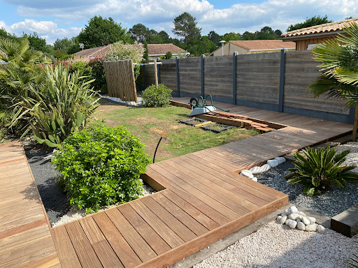 Photo de EXTENSO BOIS - construction terrasse - bardage - ossature - charpente à Gradignan (33170)