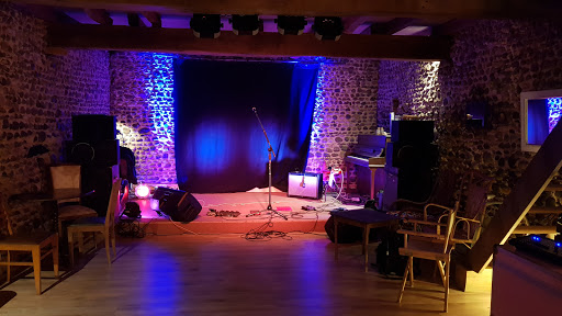 Le Moulin Bouge - Thumbnail