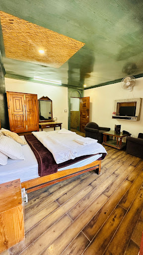 Gallery image 4