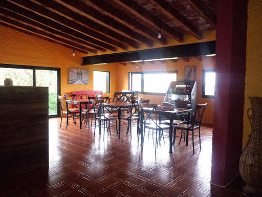 Del Patrón - Visual