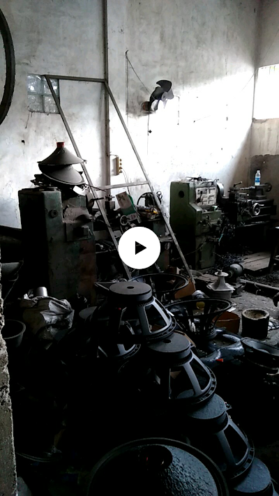 Photos of Safaat audio
