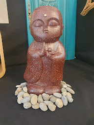 Photo n°11 de Atelier Piqu' Puces Peinture sur mobilier Artisan d'art à Jourgnac (Service de restauration de meubles anciens)