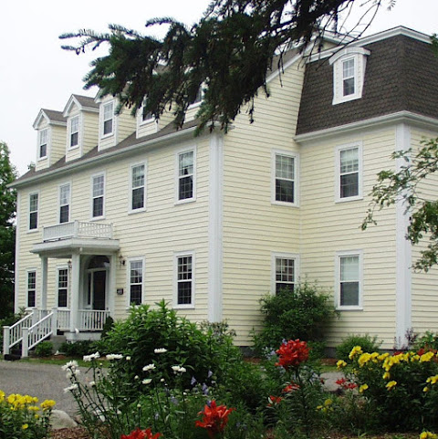 DesBarres Manor Inn by null