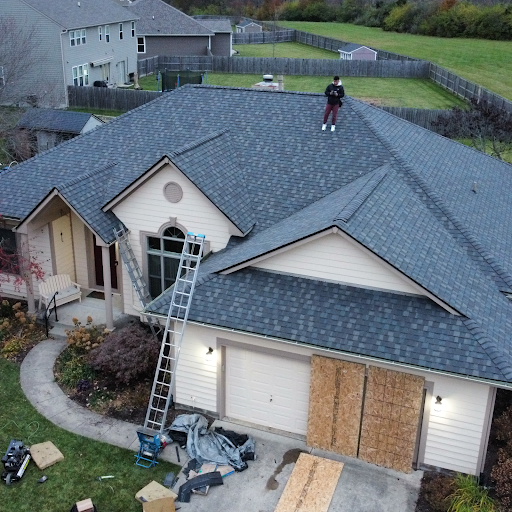 J&U ROOFING LLC - Thumbnail