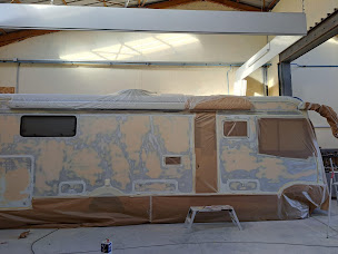 Photo n°13 de Carrosserie CGS Poids lourd & Camping car à Cavaillon (Atelier de carrosserie automobile)