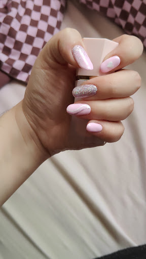 Estetica Fanny Escolar Nails & Beauty
