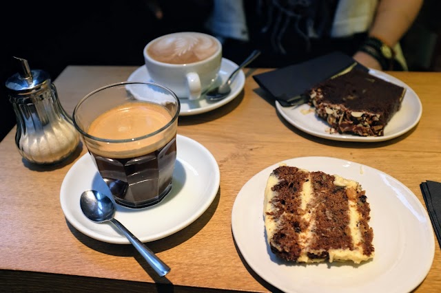 Tamatebako cafe