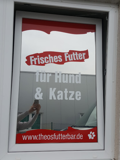 Theos Futterbar - Thumbnail