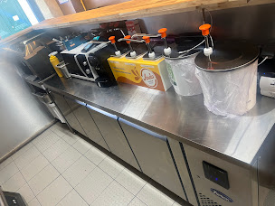 Photo n°65 de Label'ge frite Paris 6 à Paris (Restaurant de plats à emporter)