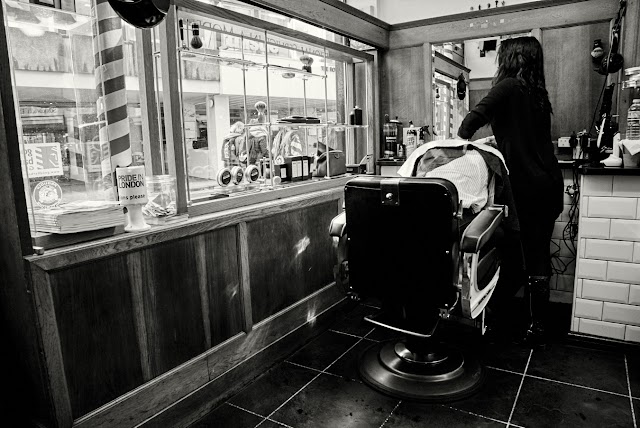 Pall Mall Barbers Trafalgar Square