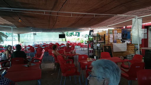 Bar-Chiringuito La Granja Beach