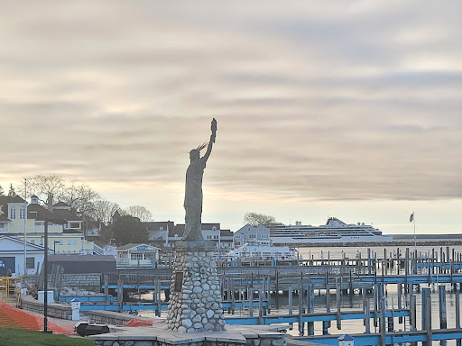 Lady Liberty on the Island - Thumbnail