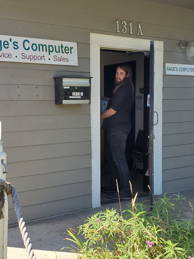 Sage's Computer - Visual