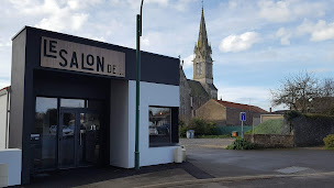 Photo n°7 de Le Salon de... à Soullans (Salon de coiffure)