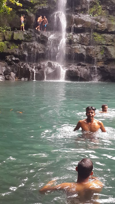 Photos of Eau Bleue Waterfall