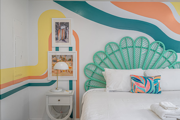 Royal Palms Motel by null