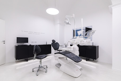 Studio Dentistico Quarta Odontoiatria - Thumbnail