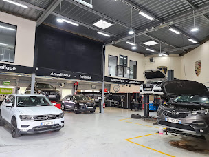 Photo n°7 de GARAGE AD ATHIS AUTO à Athis-Mons (Atelier de réparation automobile)