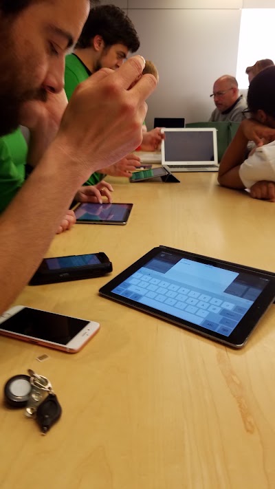 Photos of Apple Providence Place