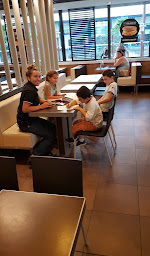 Photo n°31 de McDonald's à Lézignan-Corbières (Sandwicherie)