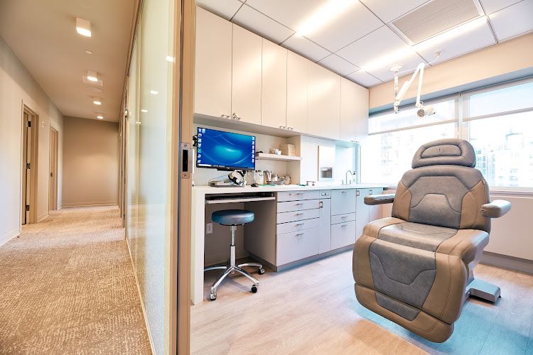 Pearlman Aesthetic Surgery clinic