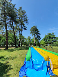 Photo n°87 de Camping Le Chêne du Lac à Bayas (Terrain pour camping-cars)