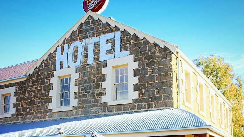 Inverleigh Hotel