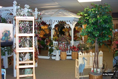Photos of Shady Maple Gift Shop