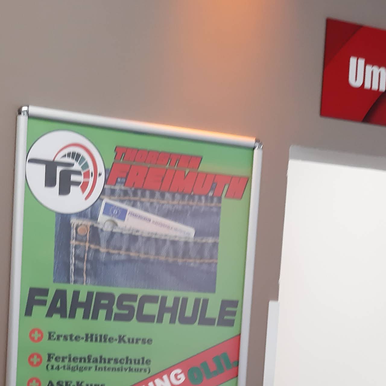 Erste Hilfe Kurs Thorsten Freimuth Notfalltraining In Grossheide