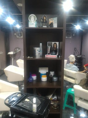 Lafame Salon, Author: brian genie