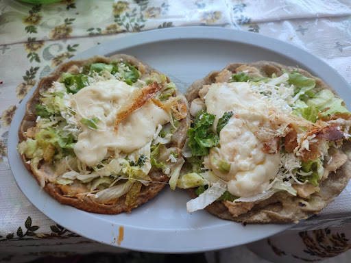 Antojitos Mexicanos “Los Chilangos” - Thumbnail