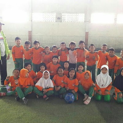 Photos of Mantari Futsal Club