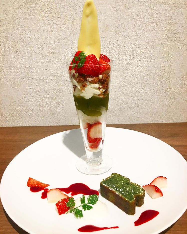 肉とスイーツのお店koyori