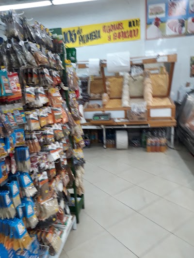 Photos of Supermercado Rindemax.