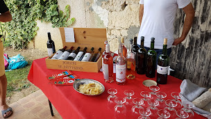 Photo n°19 de Domaine de la Brette - Gîtes, Roulottes, salles de réception dans le Gers à Condom (Lieu de mariage)