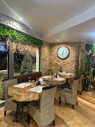 Photo n°34 de Khue Danh Sushi Kimchi à Publier (Restaurant de plats à emporter)