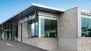 Photo n°1 de Service - Mercedes à Le Cannet (Mécanicien)