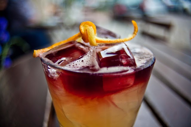 Gazoline Bar
