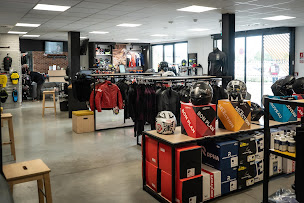 Photo n°3 de Magasin Motoblouz Carvin à Carvin (Site d'entreprise)