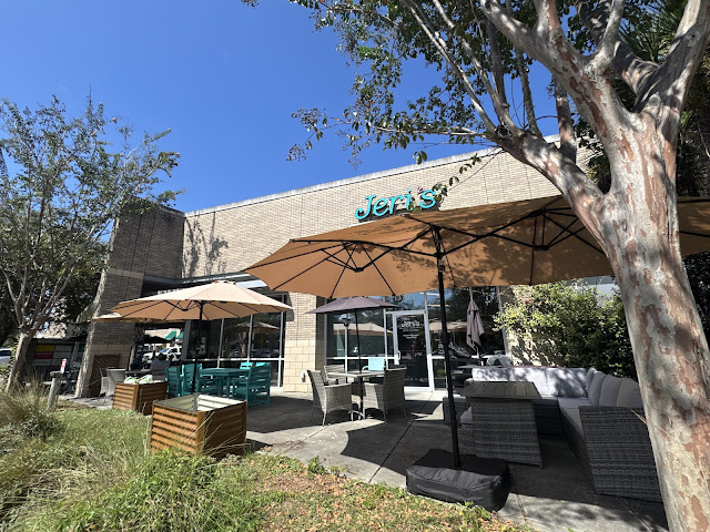 Jeri's (Market Plaza) by null