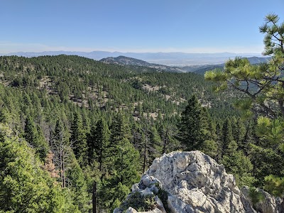 Mt Helena Ridge Trailhead