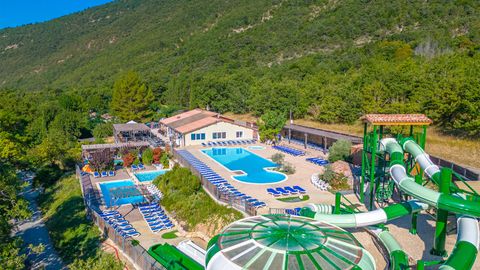 Camping Clicochic - Source du Jabron